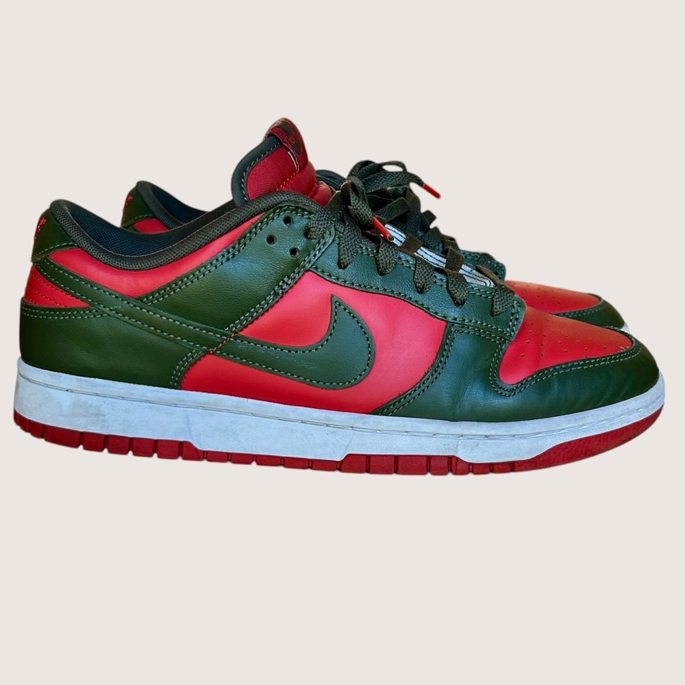 Nike Dunk Low Red Green Color block Christmas Colorway sz 9